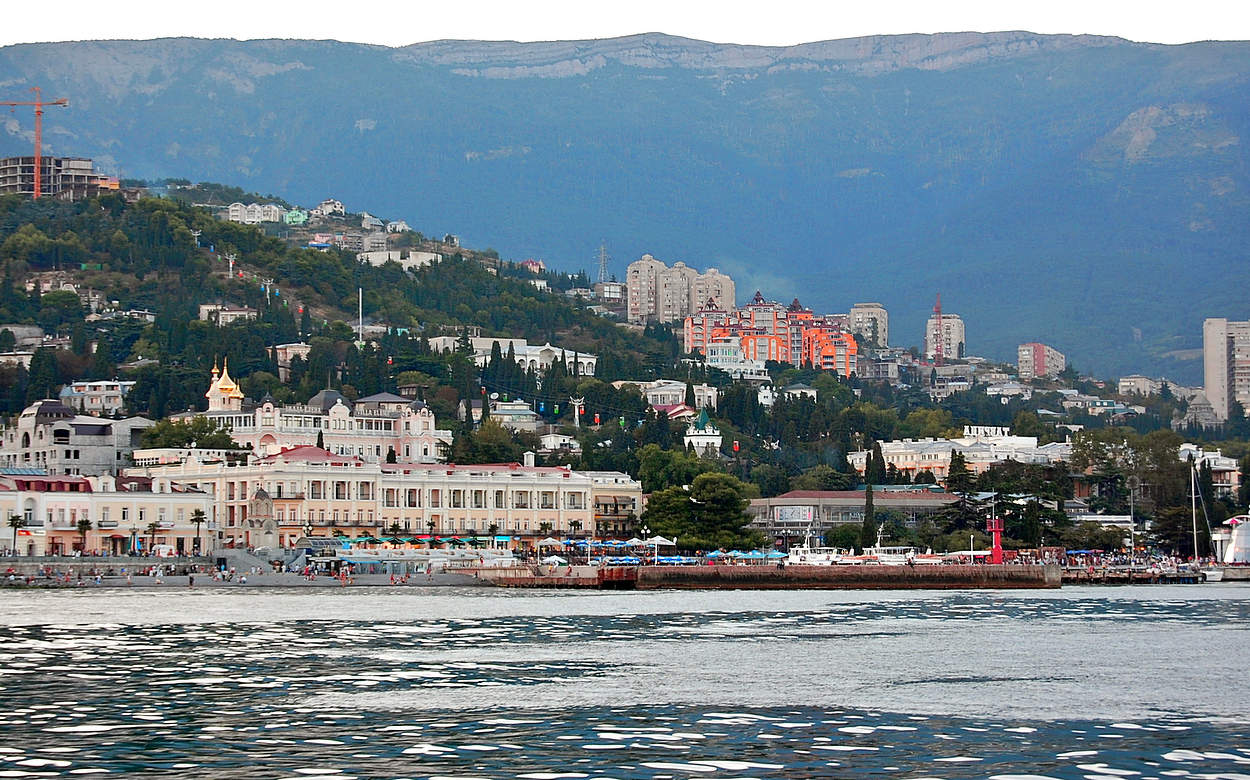 Вид на побережье Ялты