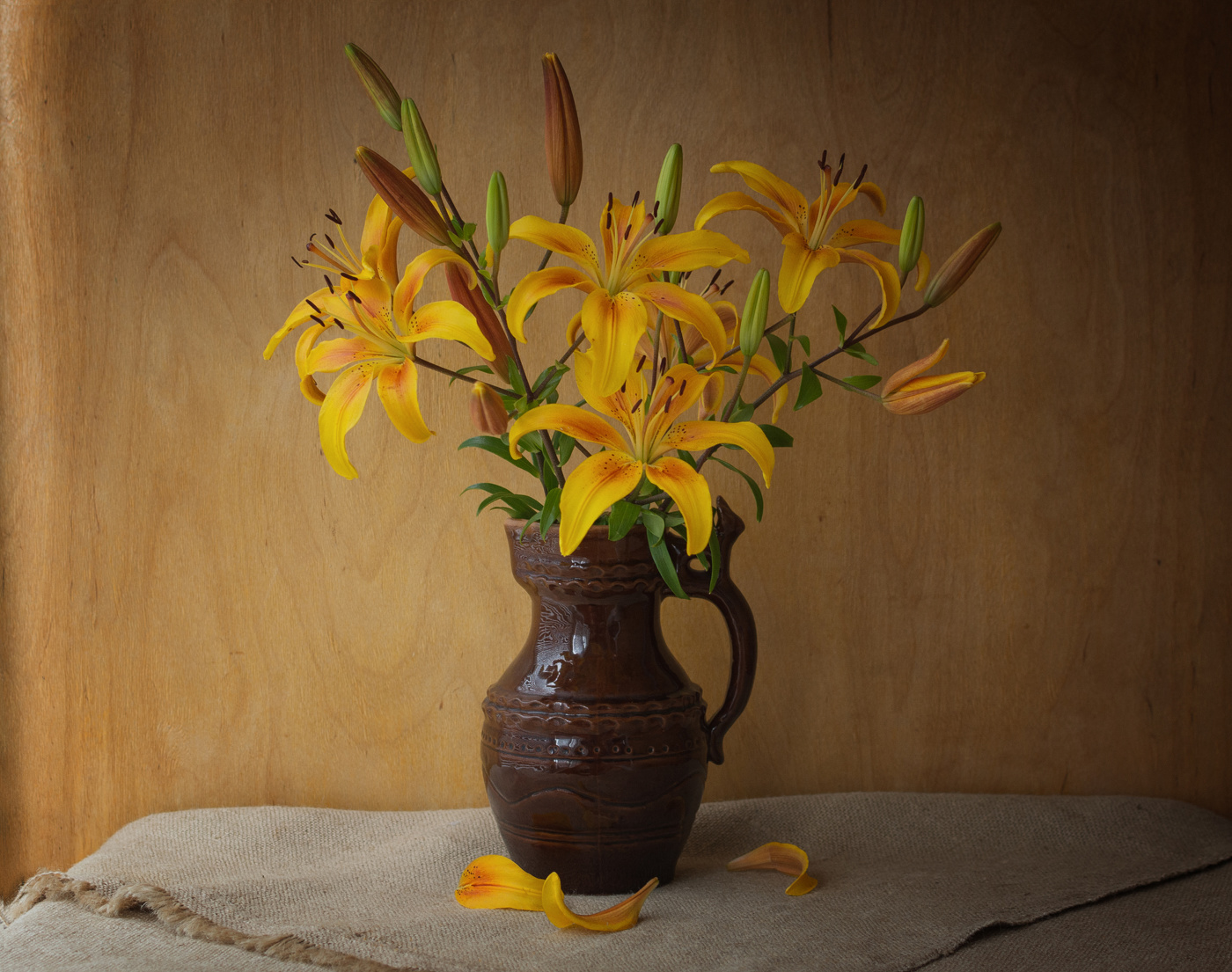 Жёлтые лилии...линии грации...