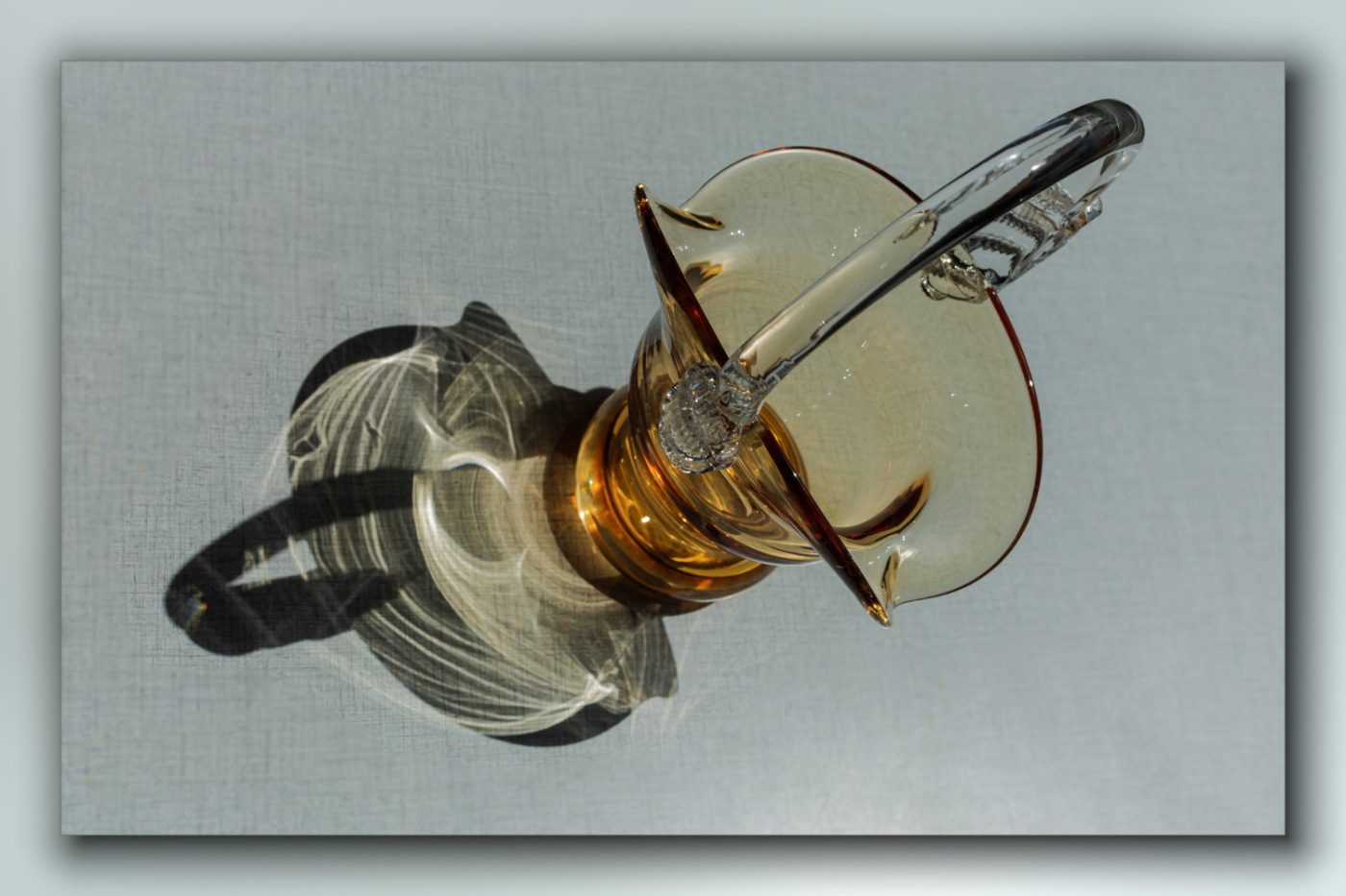 Про вазу...время...свет...и чешское стекло...