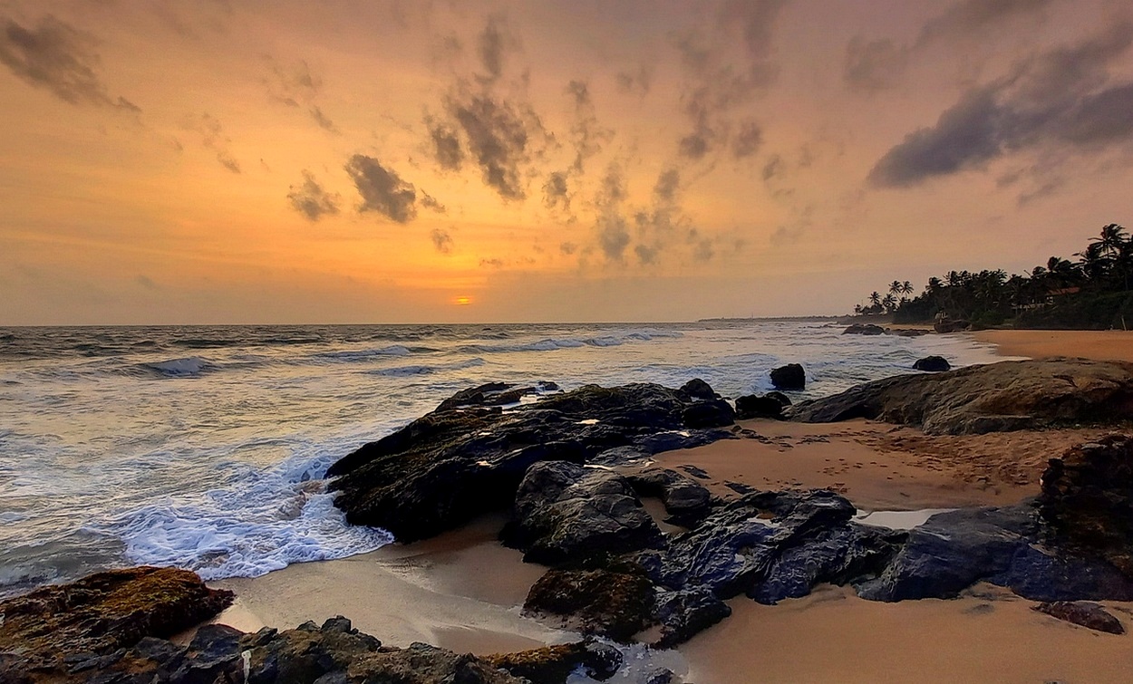 К вечеру море успокаивается