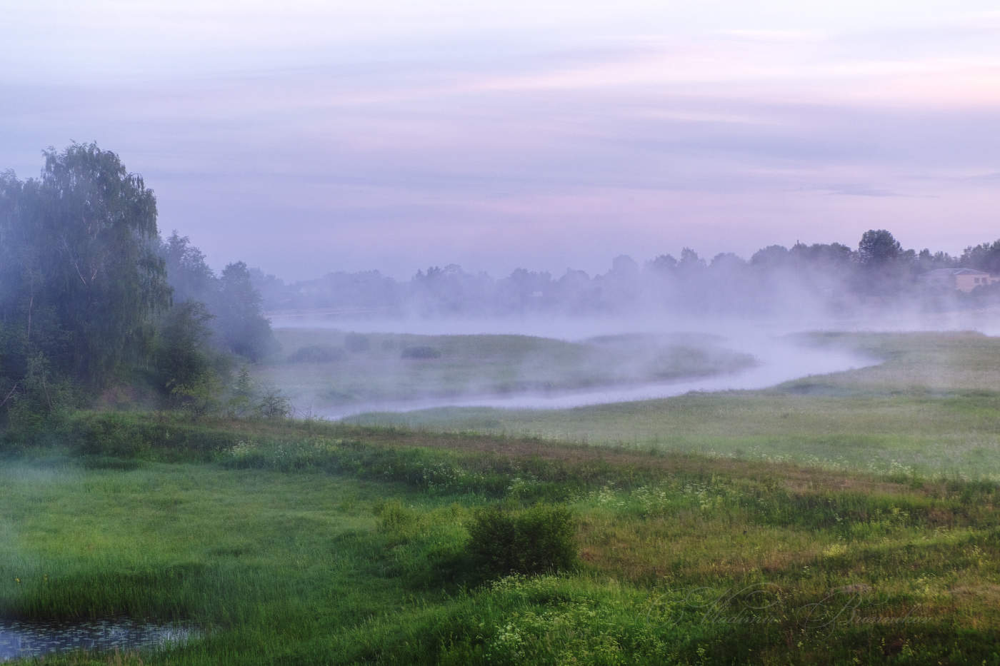 Извилистая река