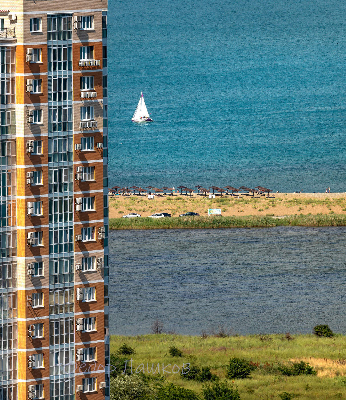 Из серии: "Открытки из Новороссийска"