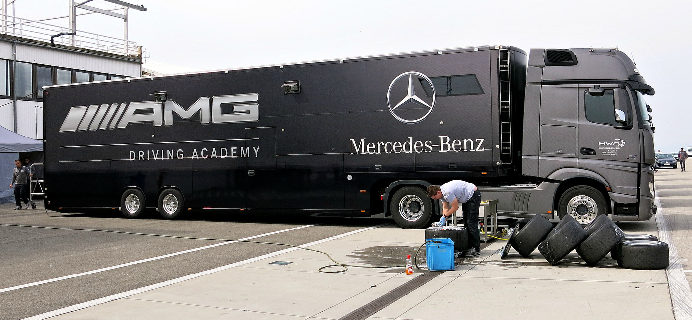 Очень большой AMG