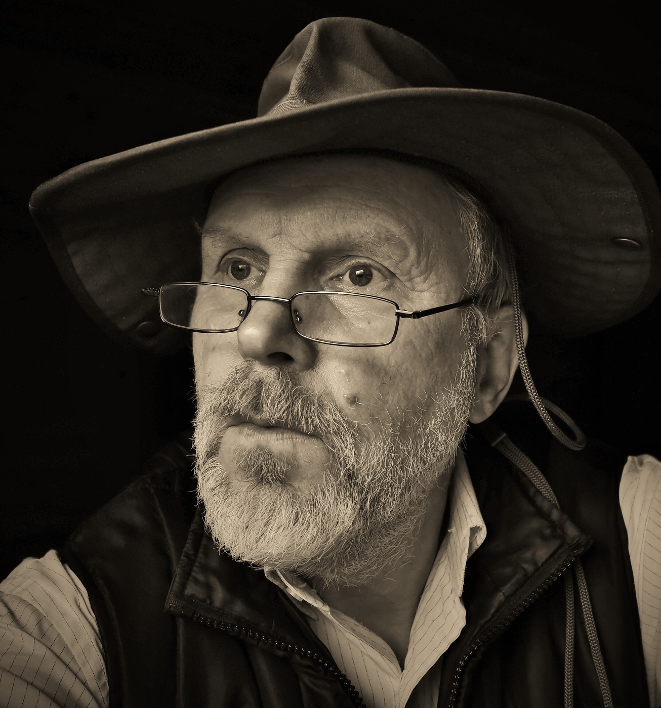 "Время - беспощадный скульптор ..."