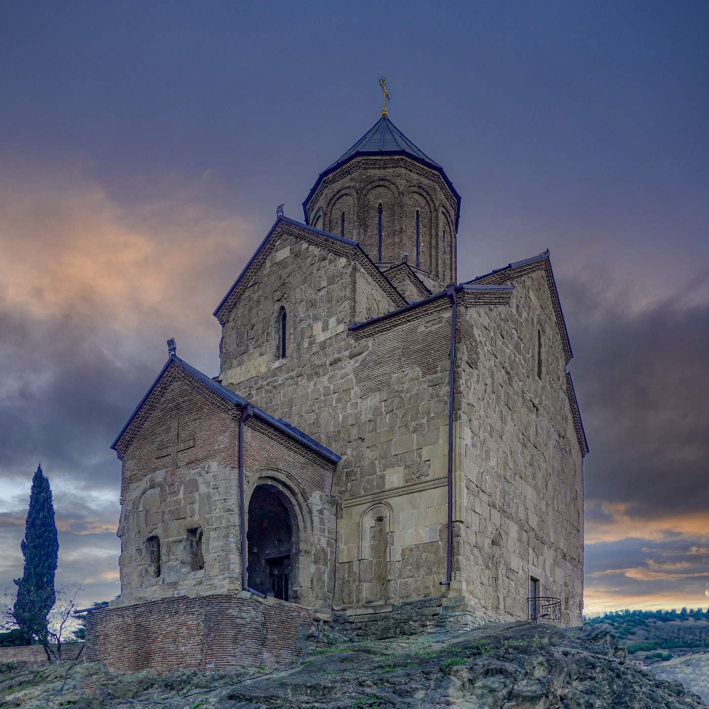 Храм Метехи