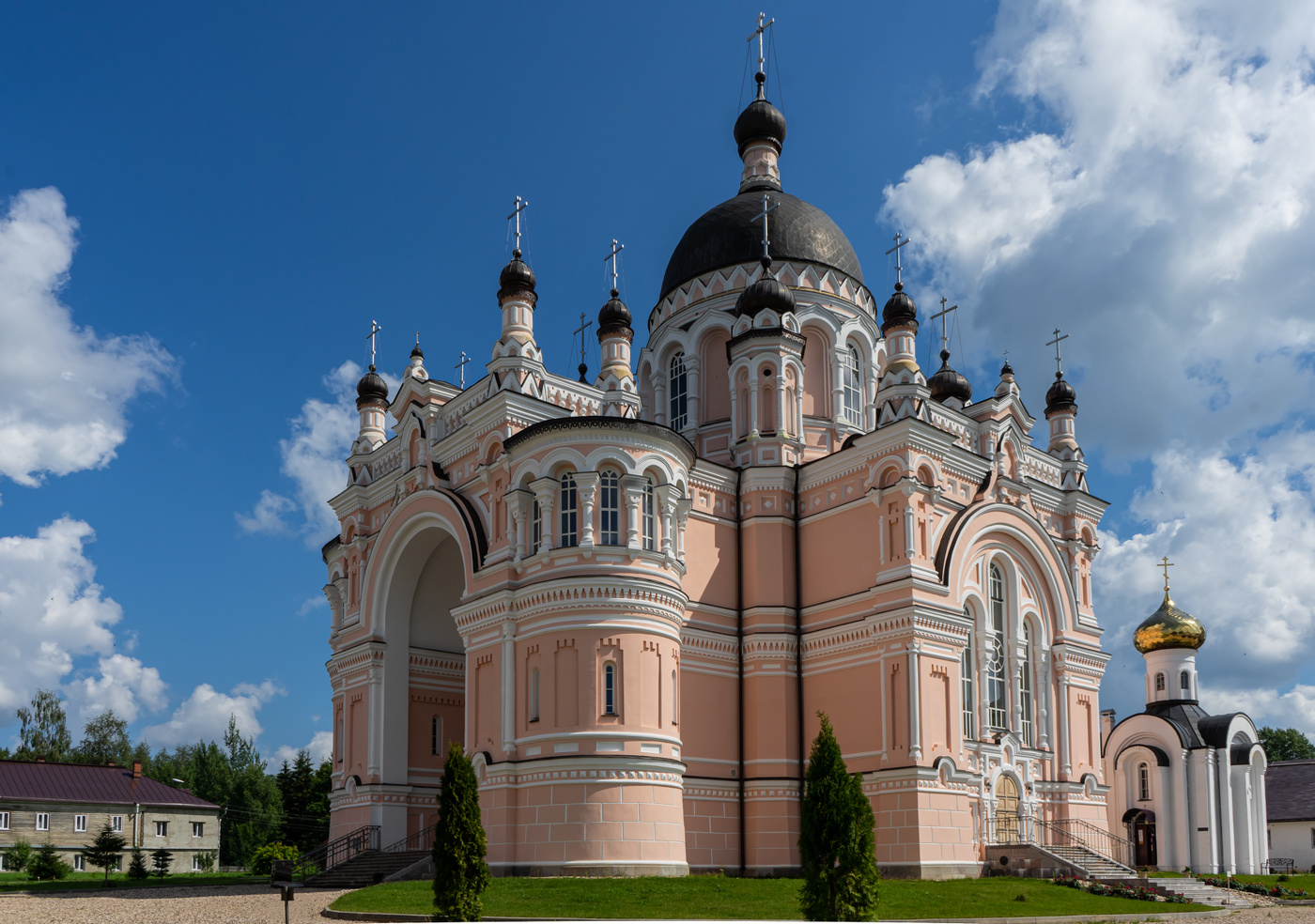 Казанский женский монастырь