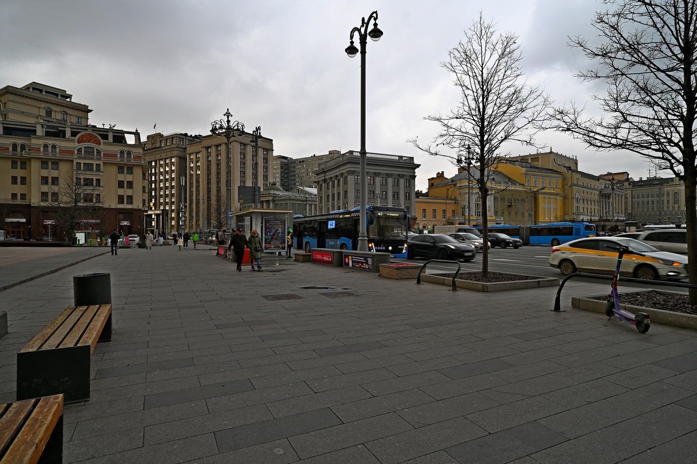 Театральная площадь