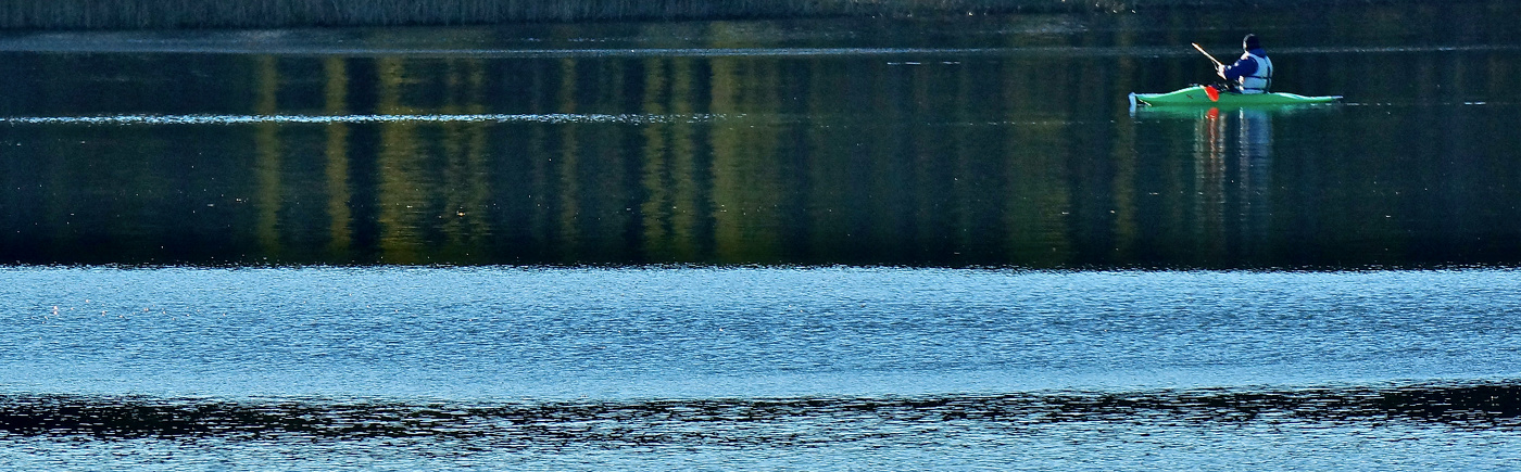 Вдоль берега островка...