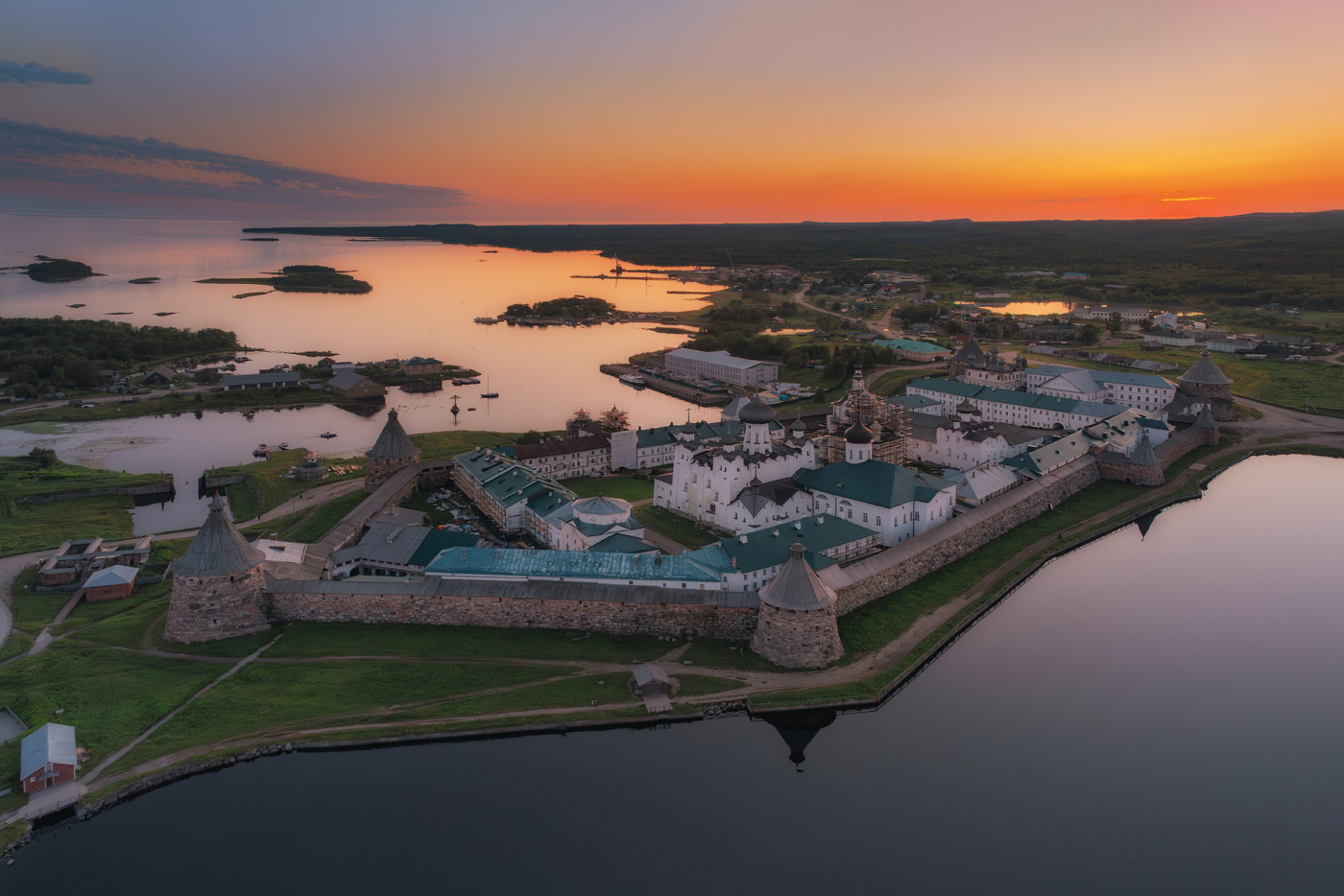 На исходе дня