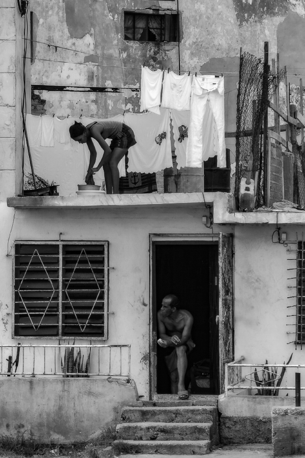 "Долой эксплуатацию человека человеком!"