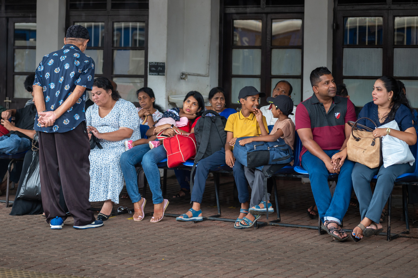 В ожидании поезда