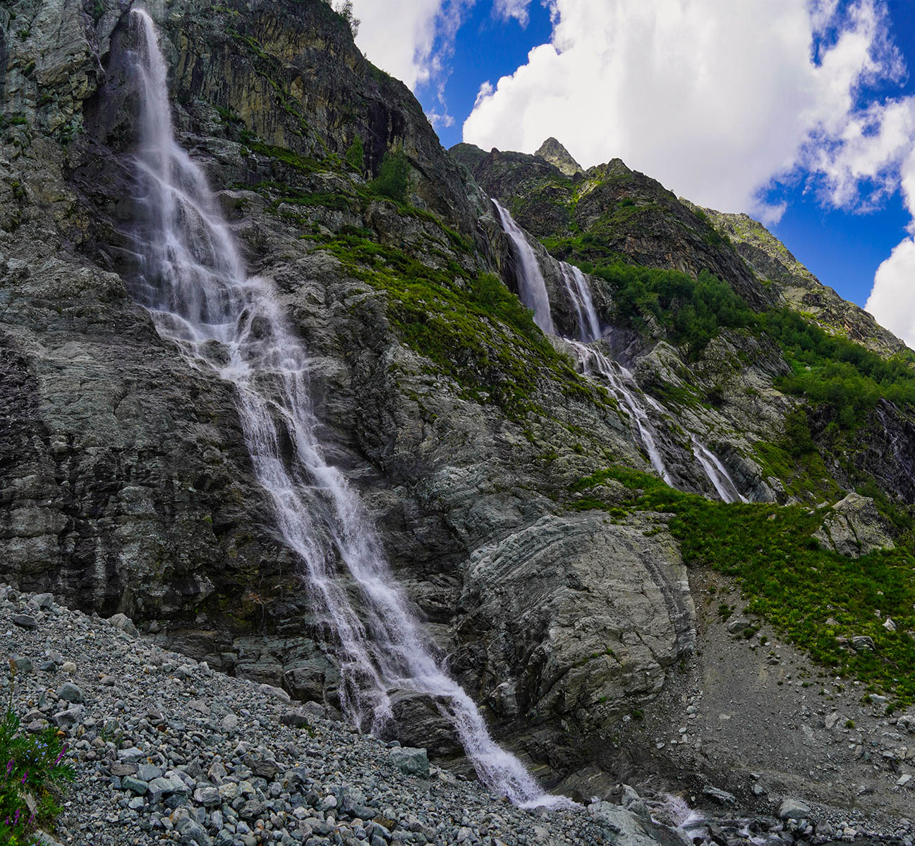 Софийские водопады