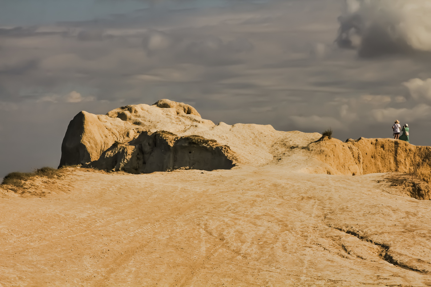 Там за облаками