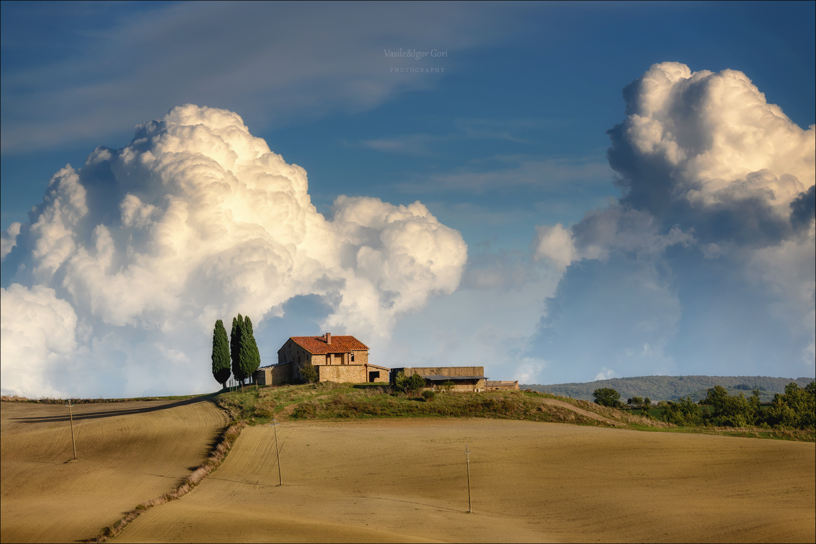 Тянутся ввысь облака