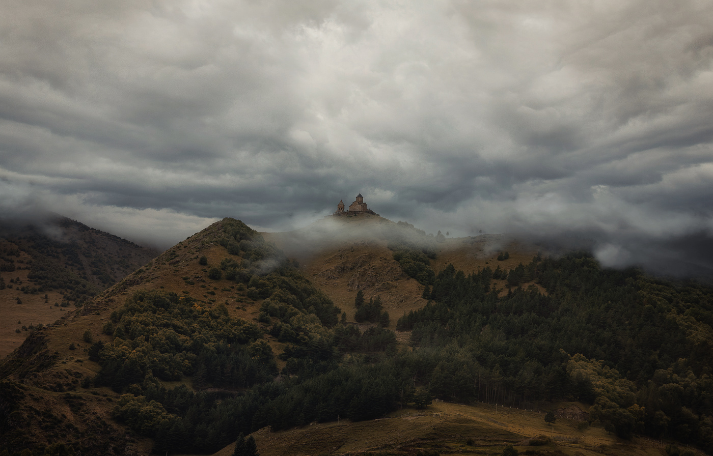 Троицкая церковь. Гергетис Цминда Самеба.