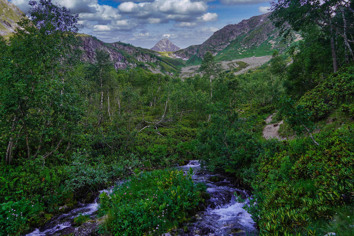 Дуккинское ущелье