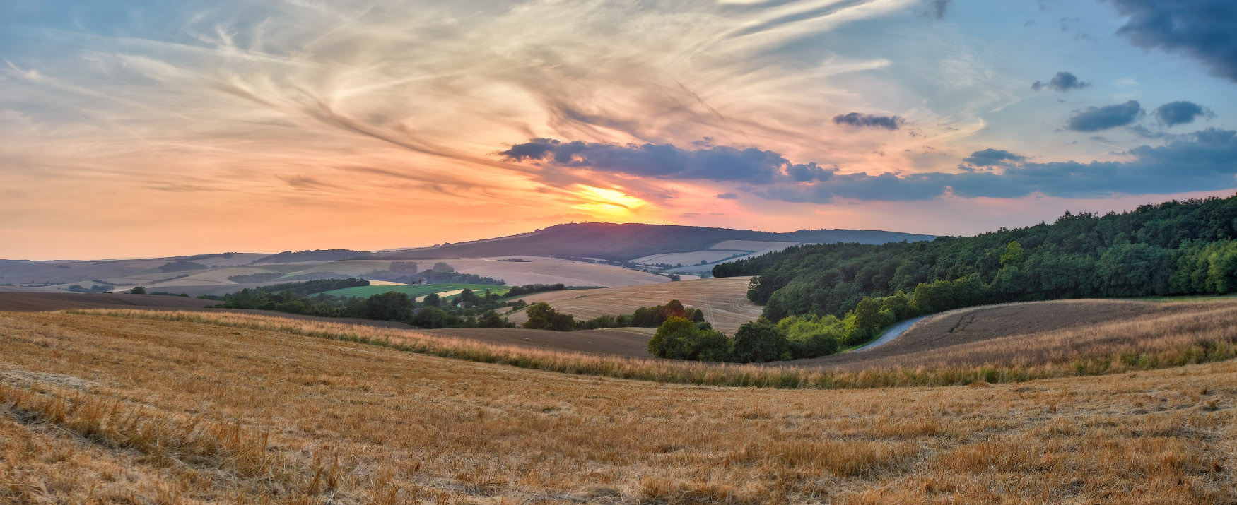 Kunkovice - Nítkovice. Летний вечер