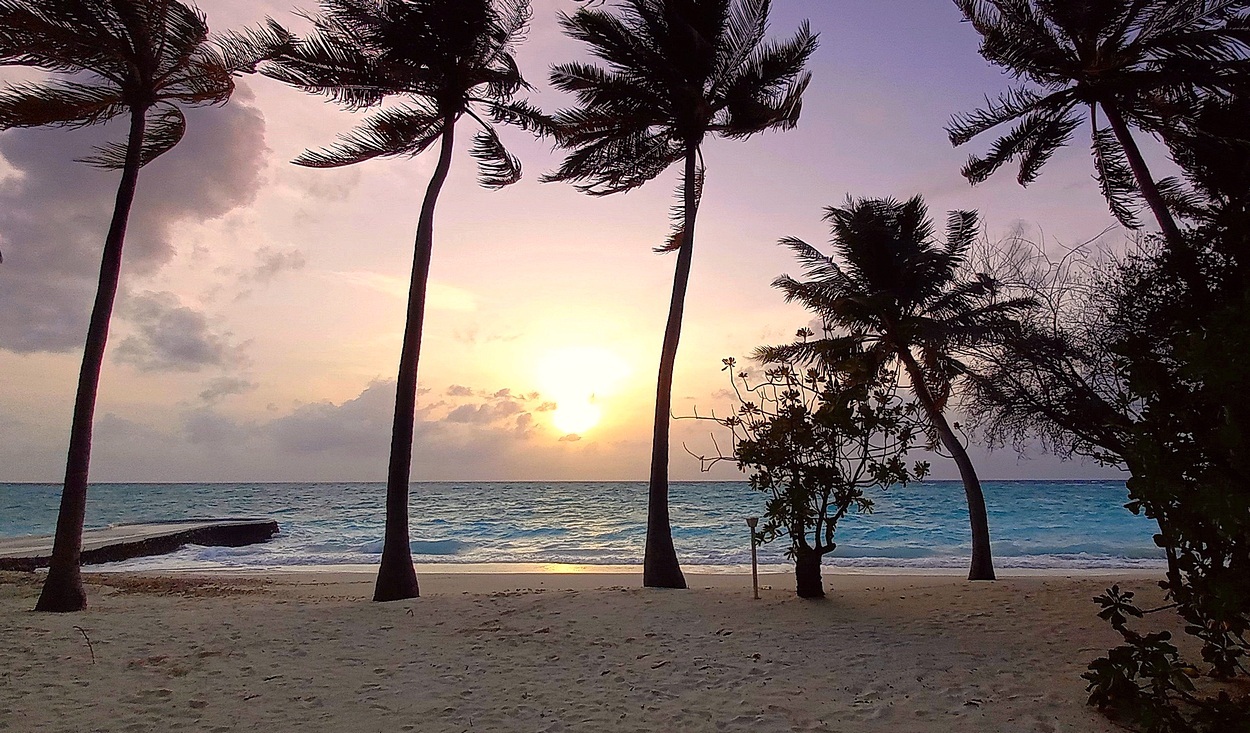 Вечерние краски моря и неба