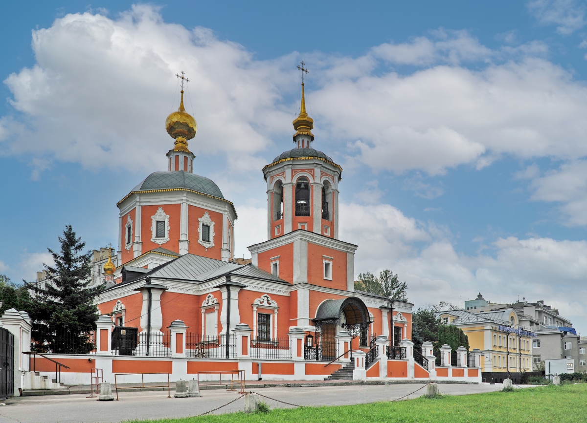 Храм Троицы Живоначальной в Троицкой слободе