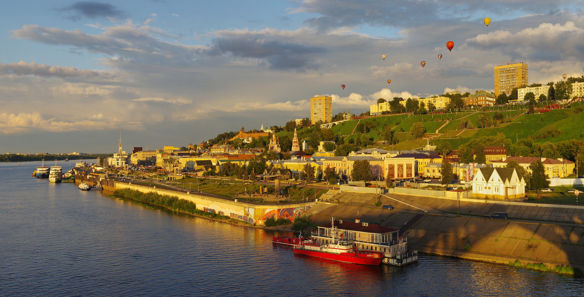 Воздушные шары над Нижним Новгородом.