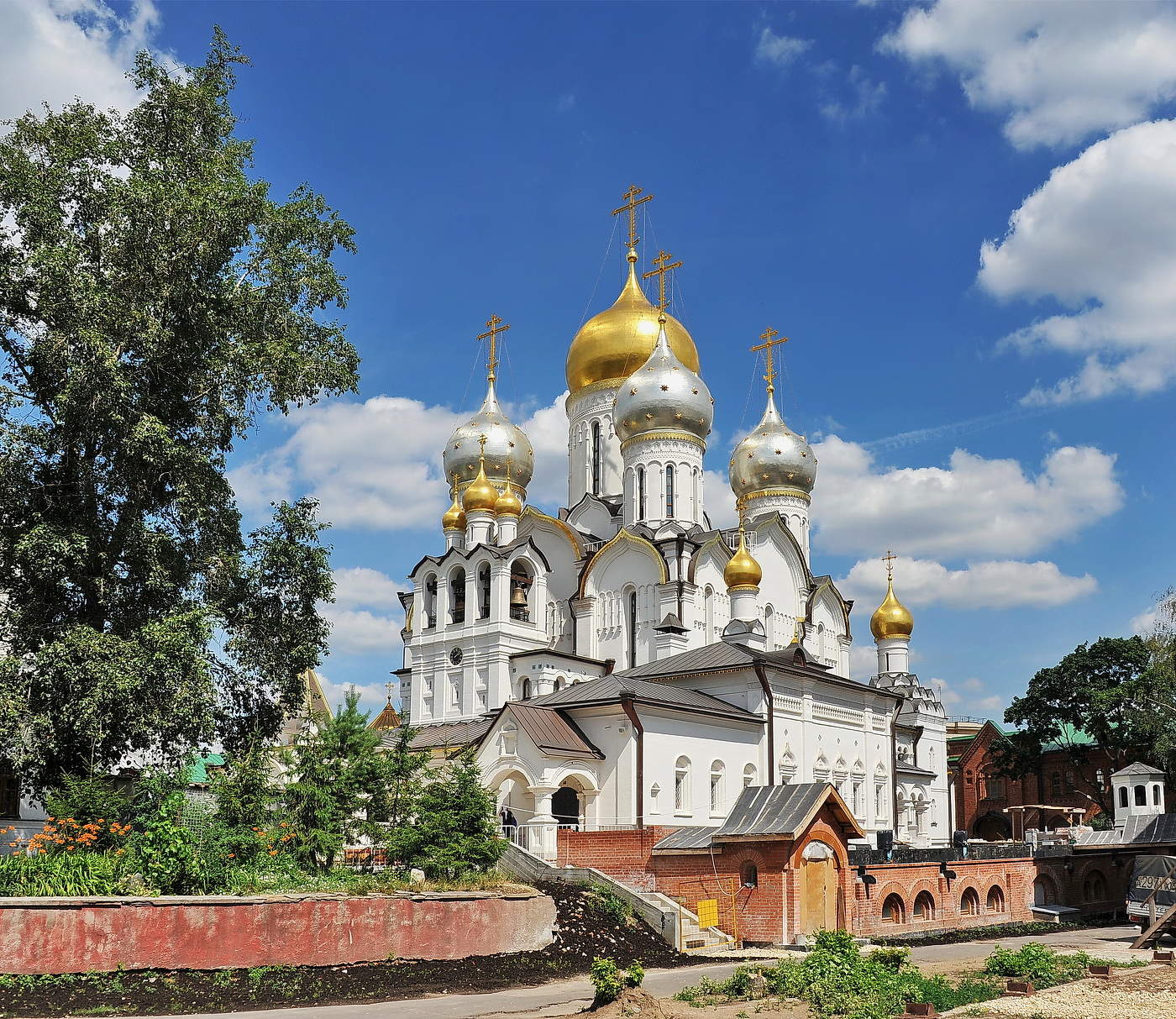 Зачатьевский монастырь