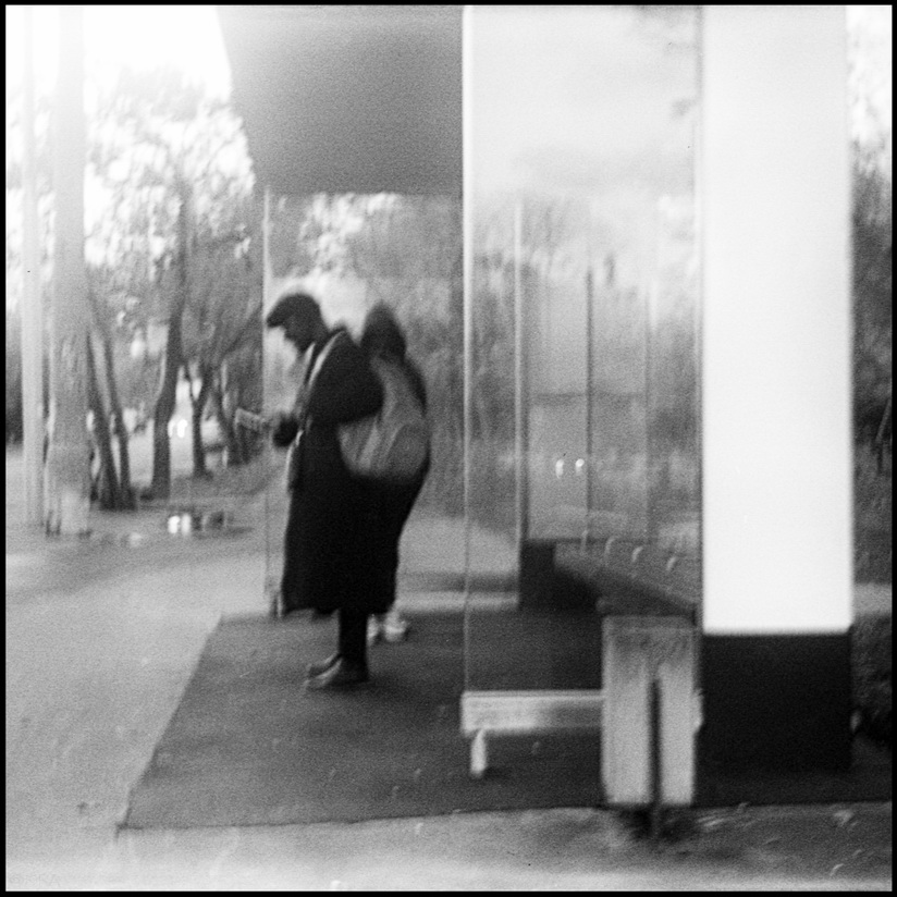 Два темнокожих человека