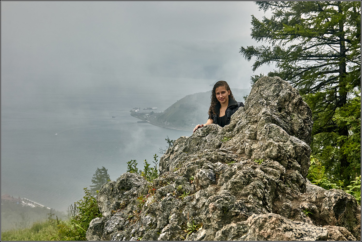 На пленэре.