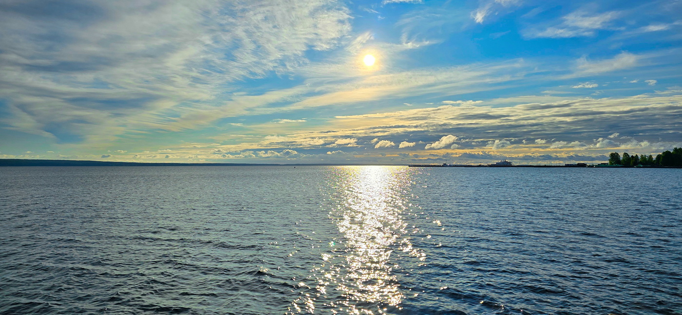 Теплый день