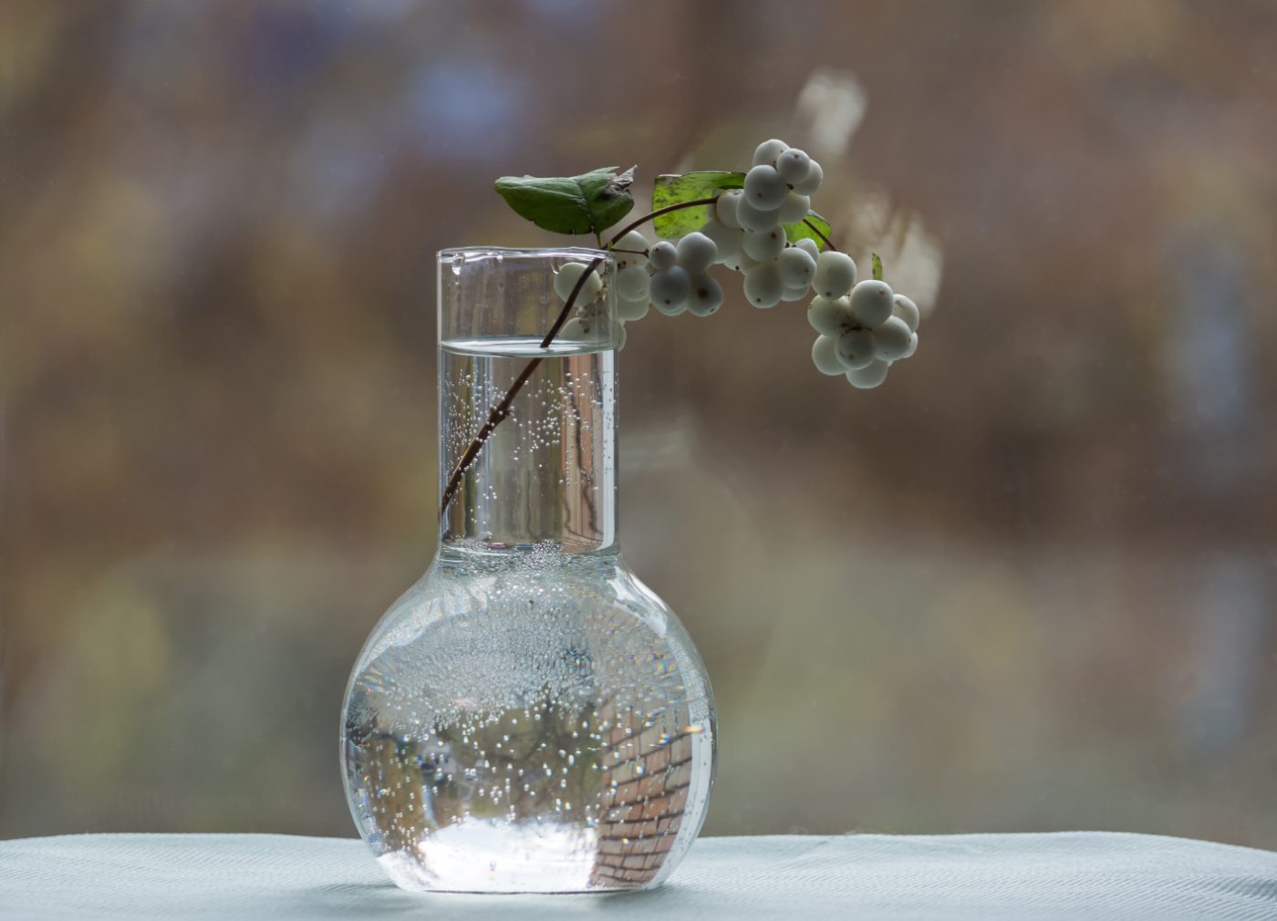 Рисует осень за окном свои картины...