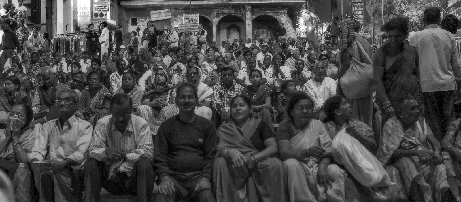 "Чего это вы тут делаете?...