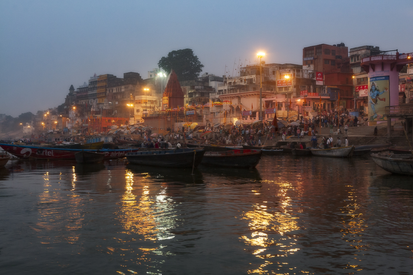 Рассвет уж близится…