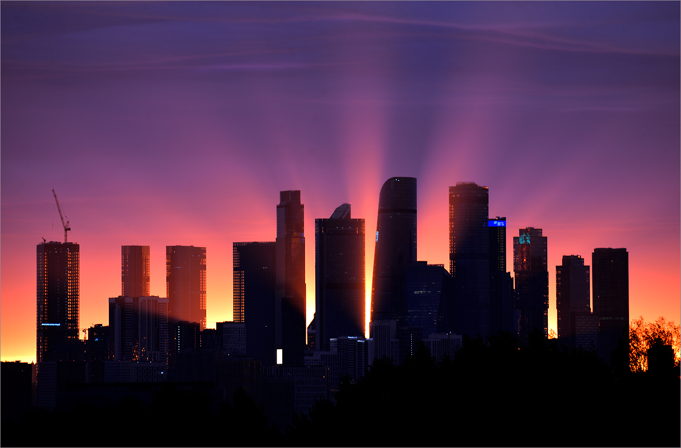 Солнце встает