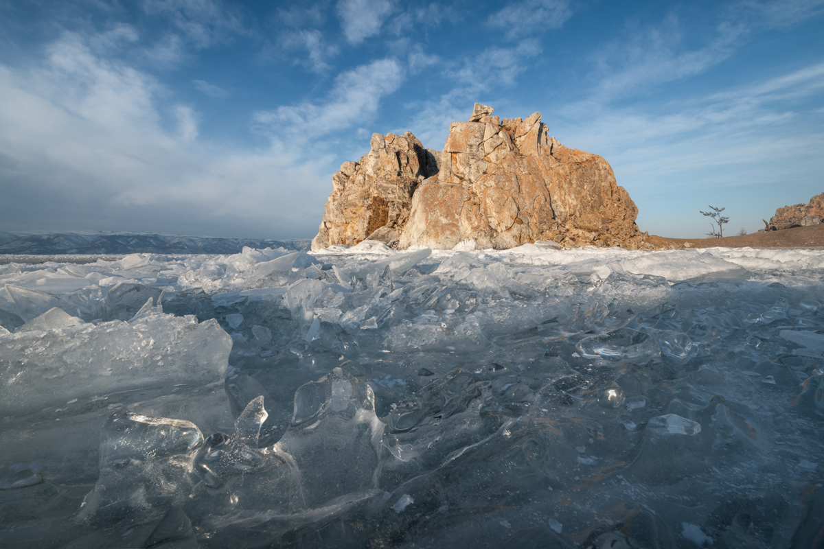 "Лед и скалы"