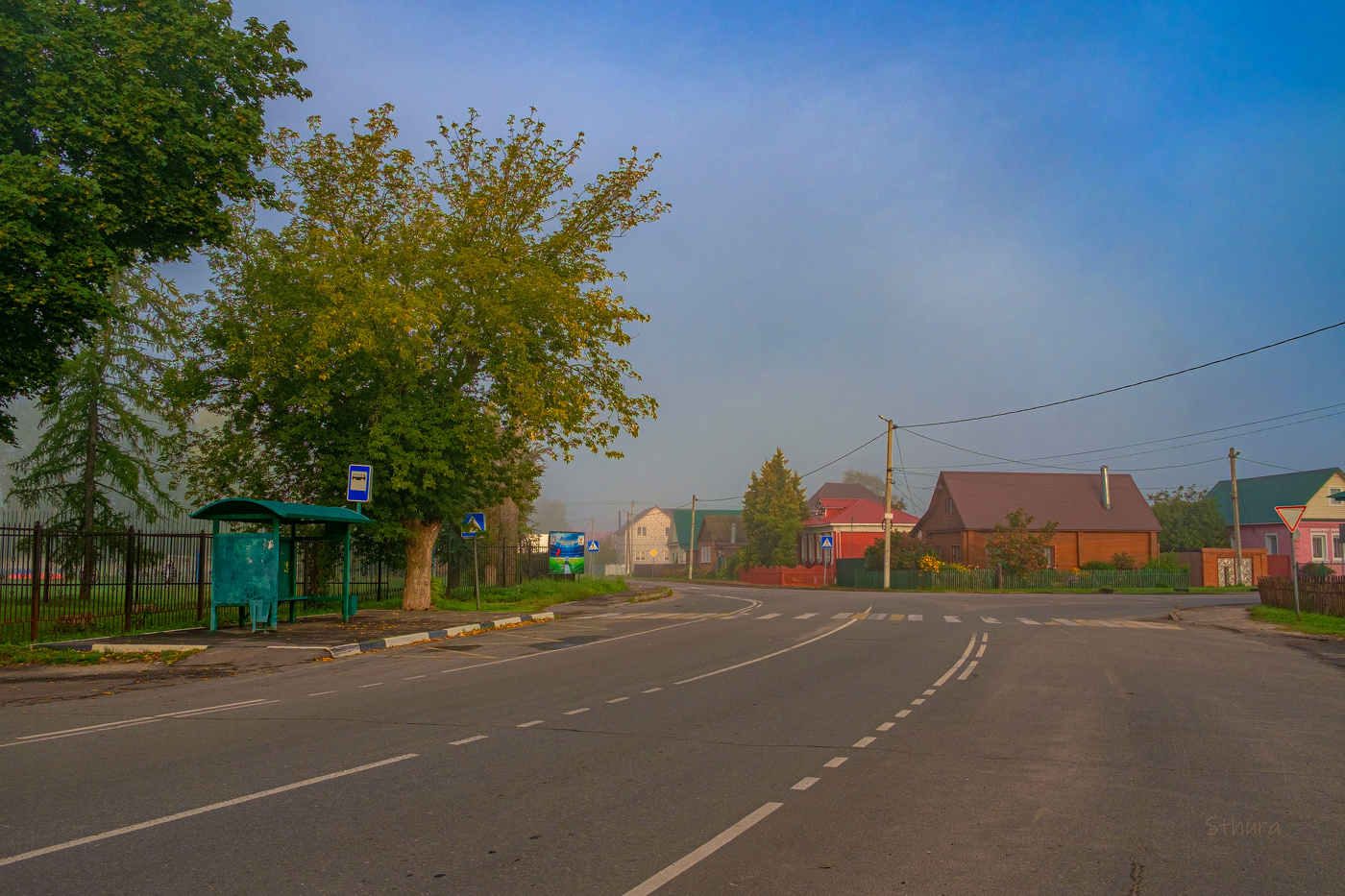 Утро в посёлке.