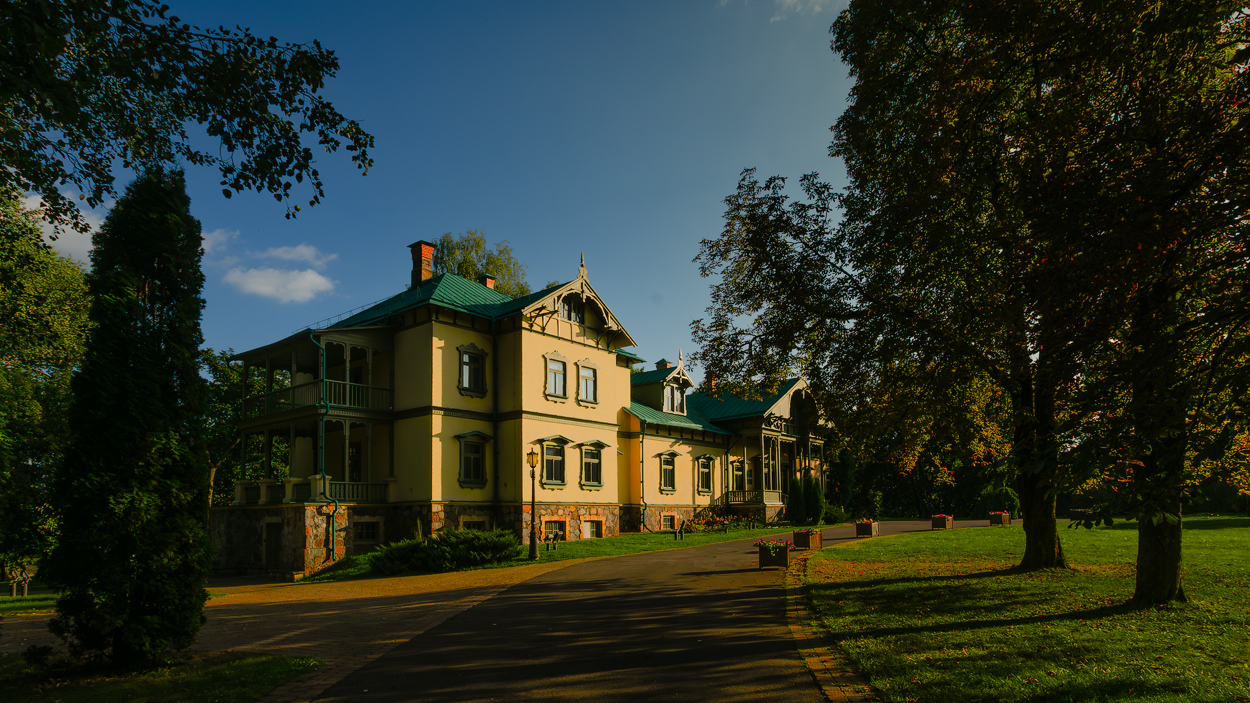 Лошицкая усадьба