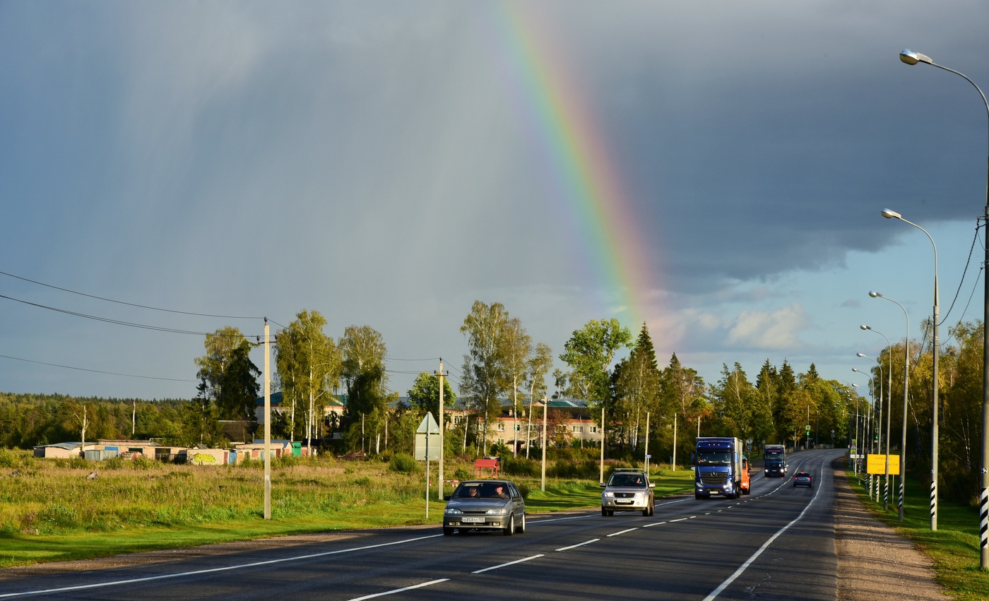 "На время дождь оставил унылую молитву ..."