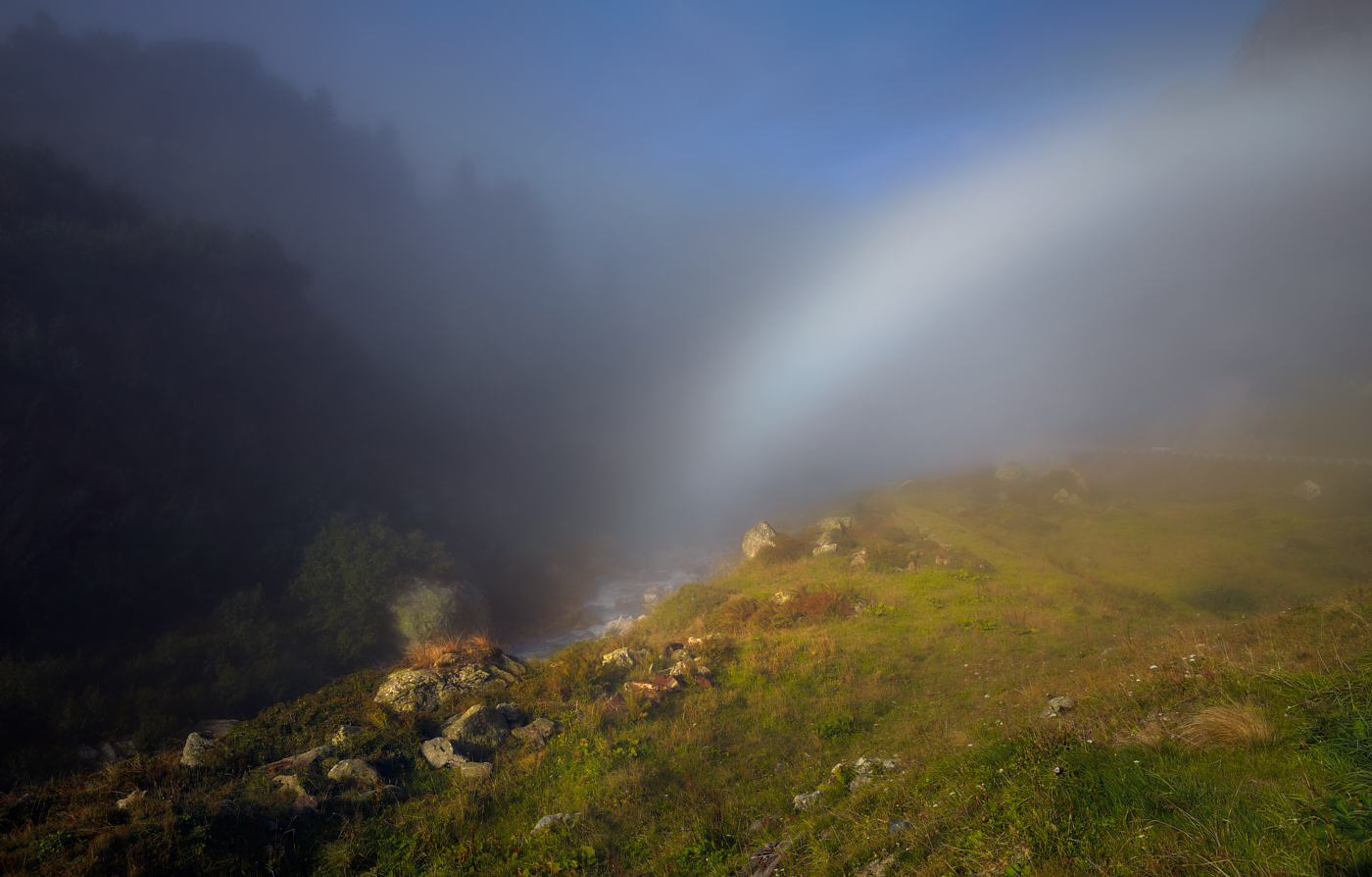 затерялась радуга в тумане...