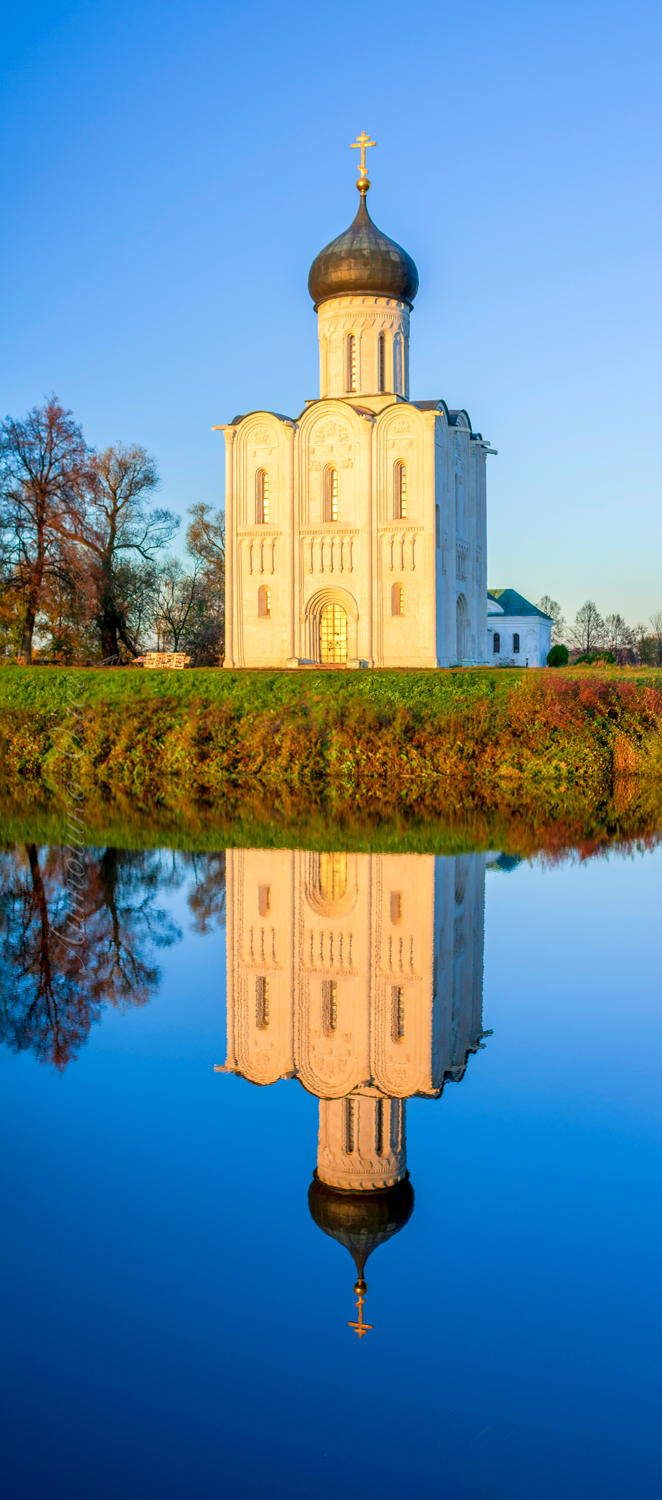 Церковь Покрова на Нерли. Закат.
