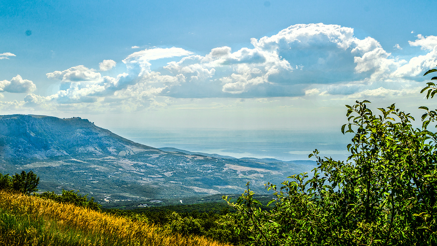 Рассвет над Алуштой