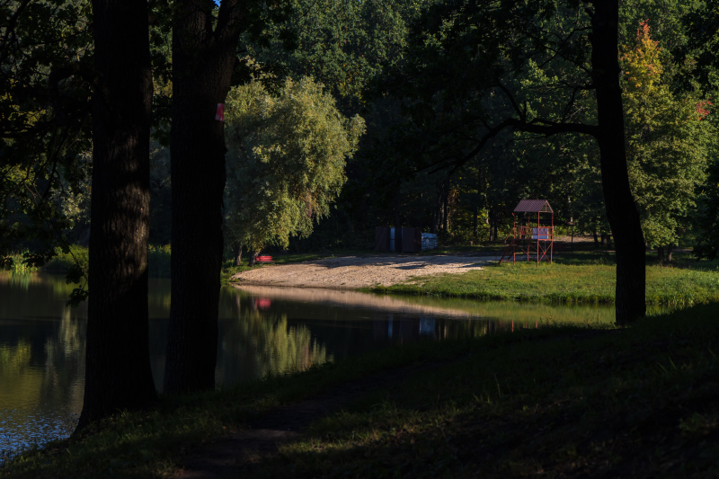 Уже не лето.