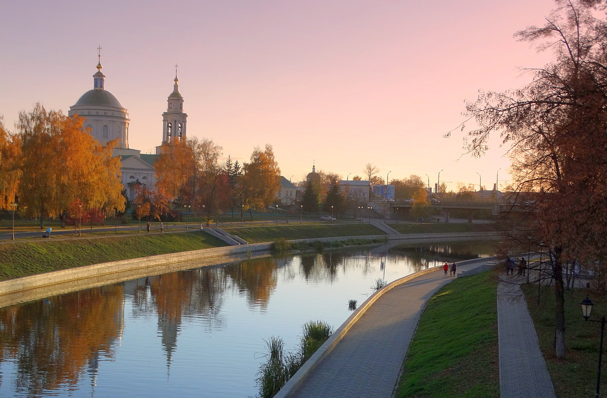Вечерние осенние прогулки по городу