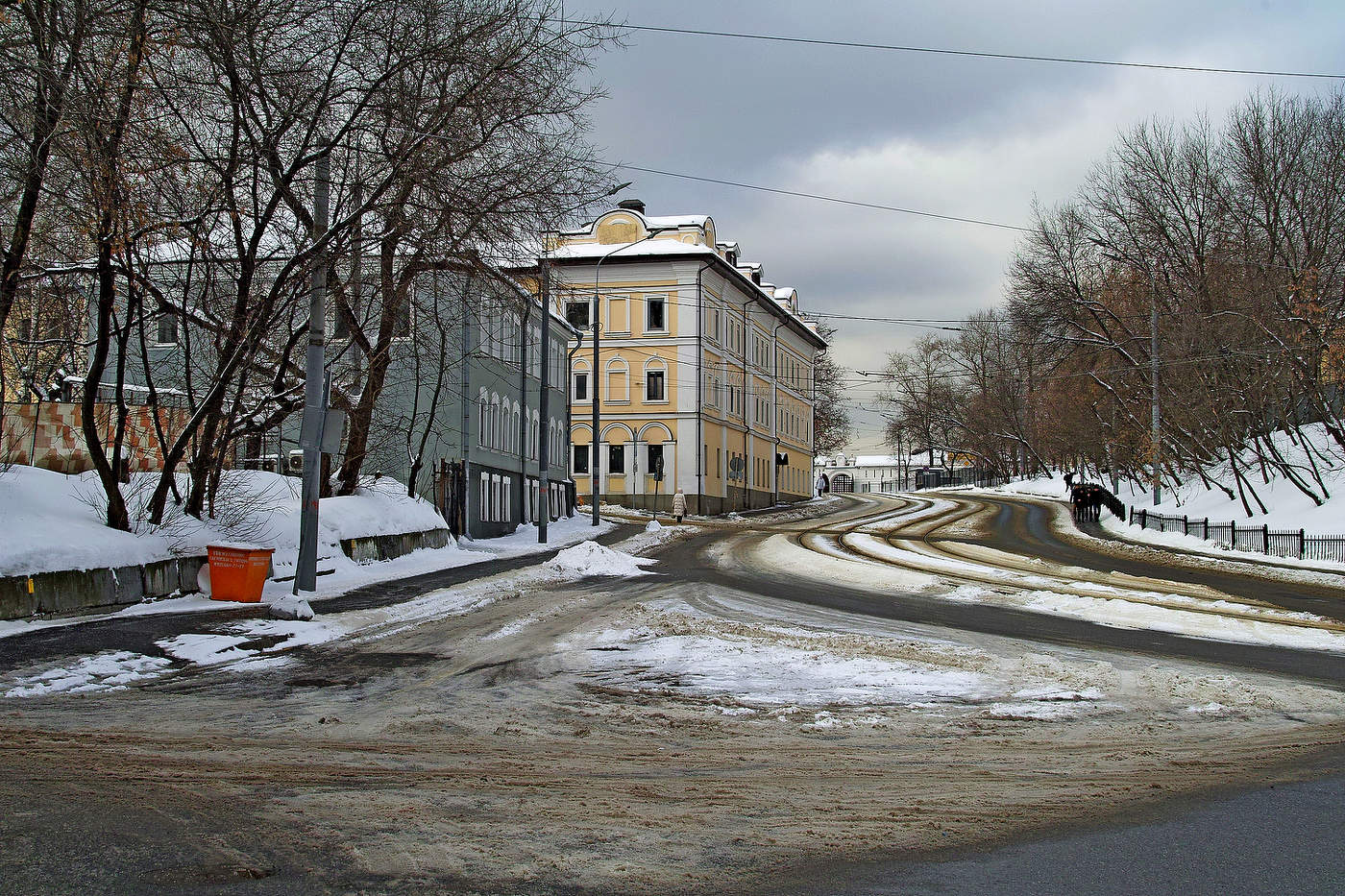 Андроньевский проезд