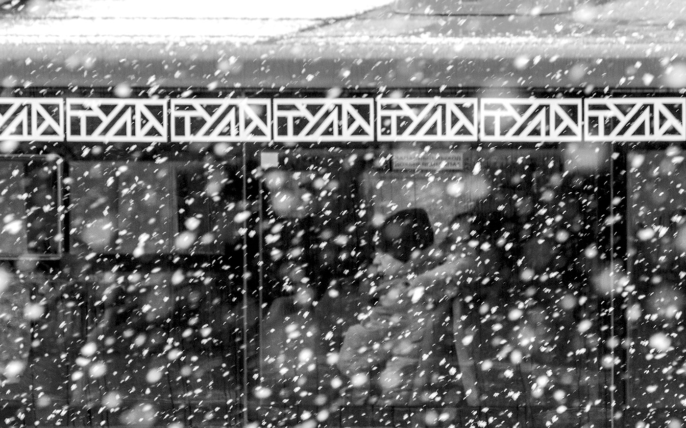 В городе моём идёт снег