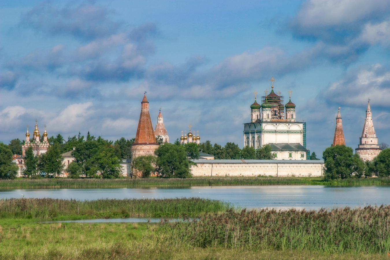 Иосифо-Волоцкий монастырь