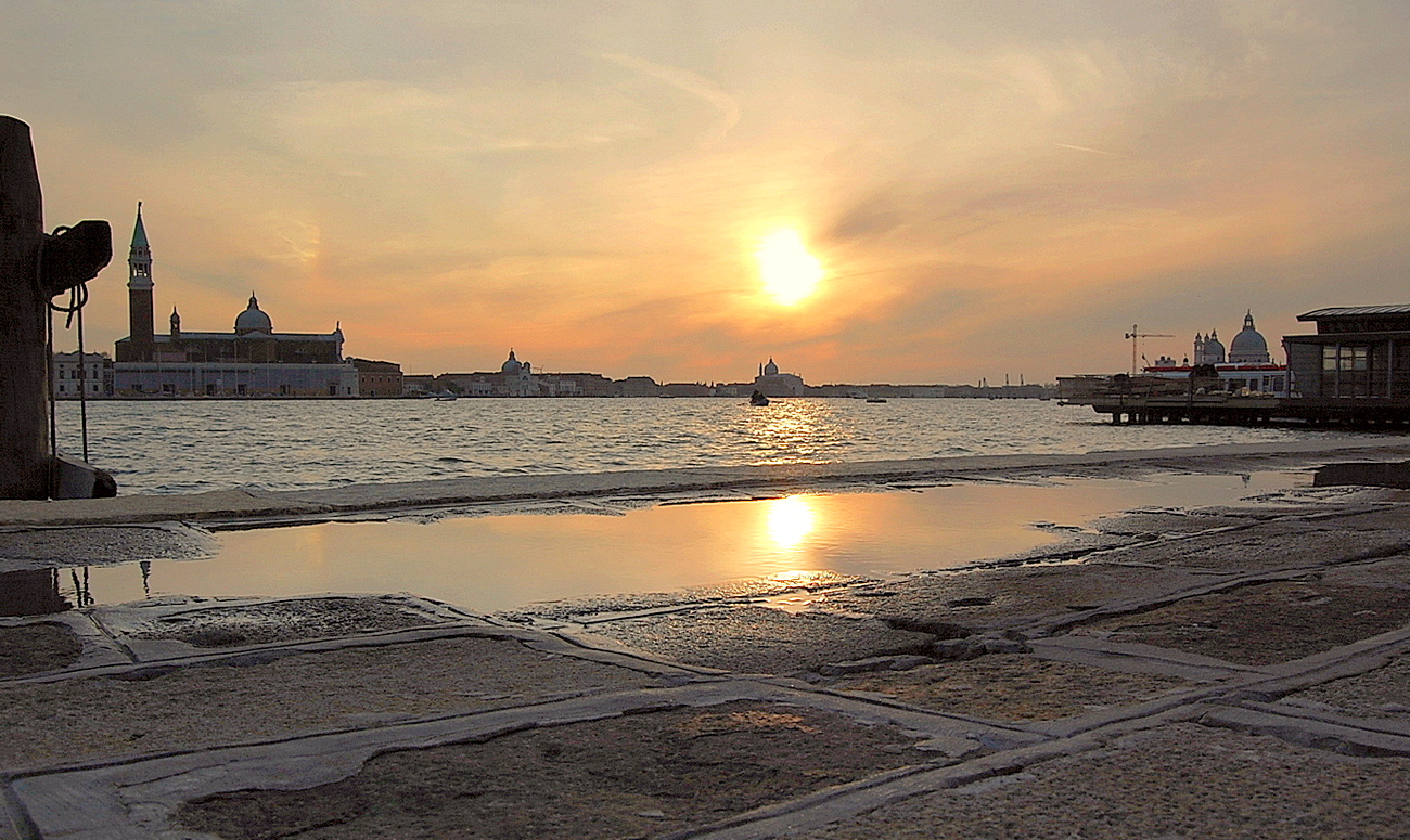 Вечером в Венеции