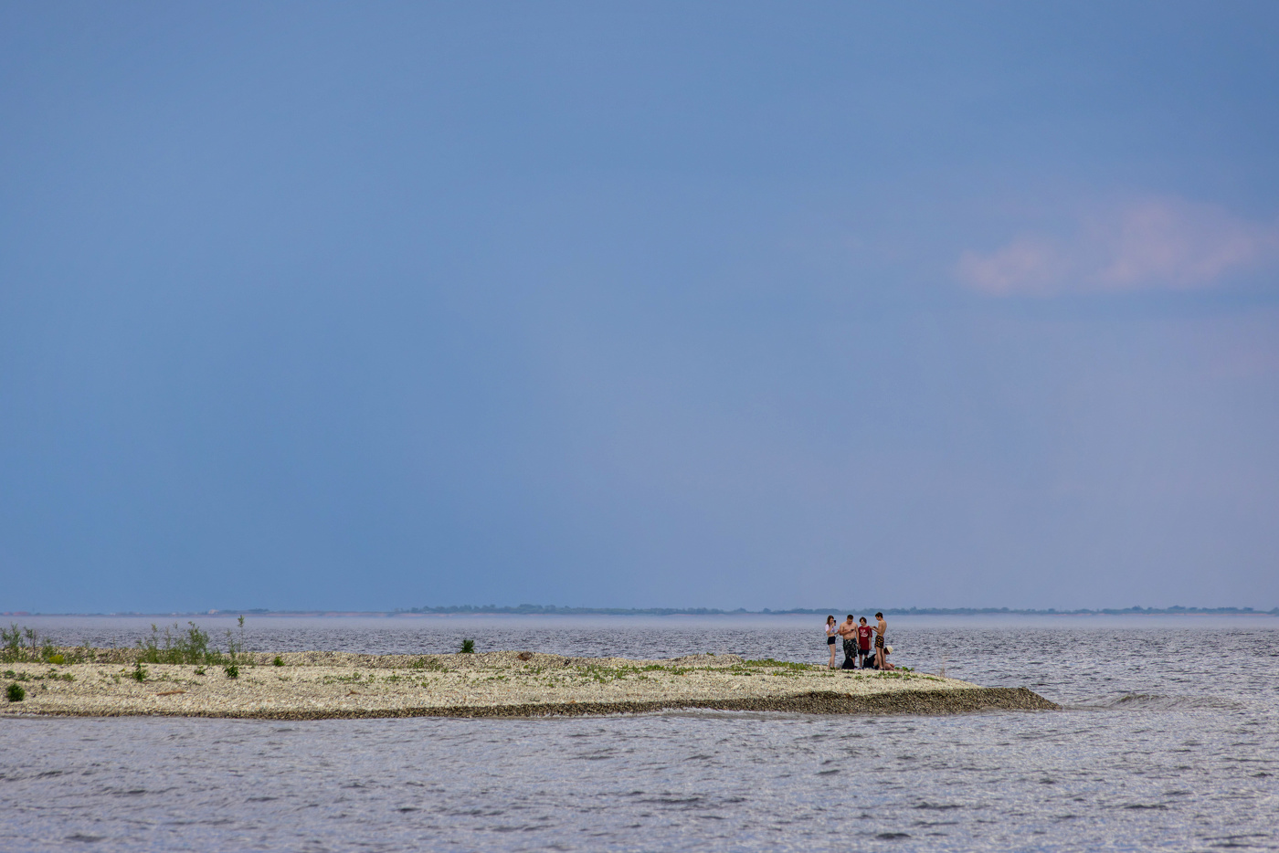 Где то там, где всегда тепло. На краю Земли...