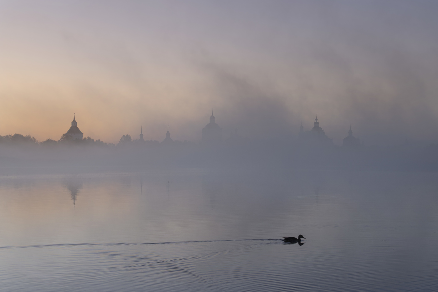 Кириллов. Утро. Август.