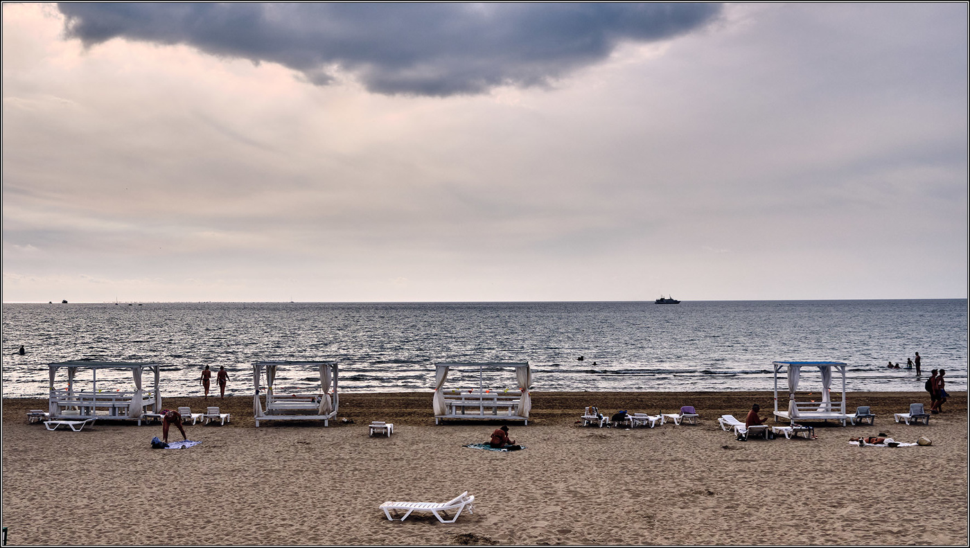 Начинается осень.