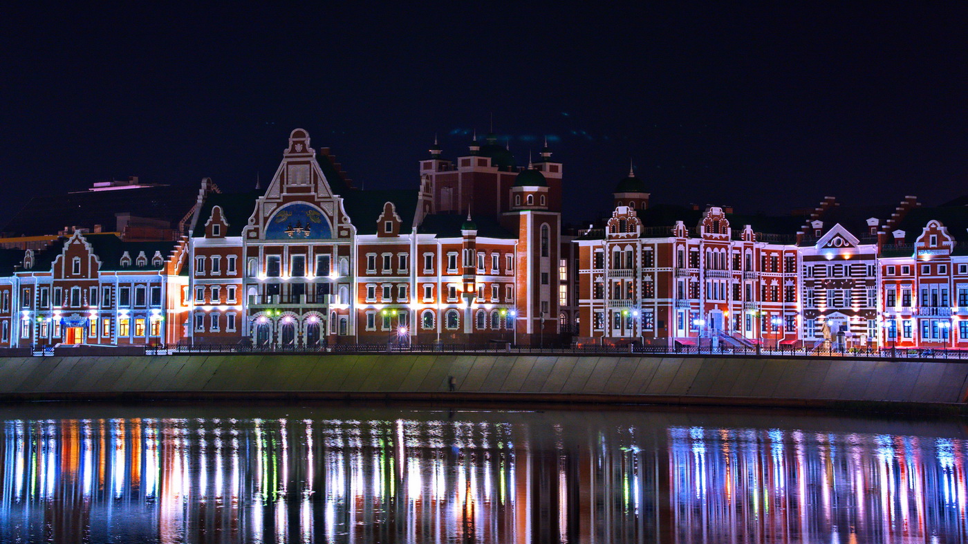 Вечер на набережной