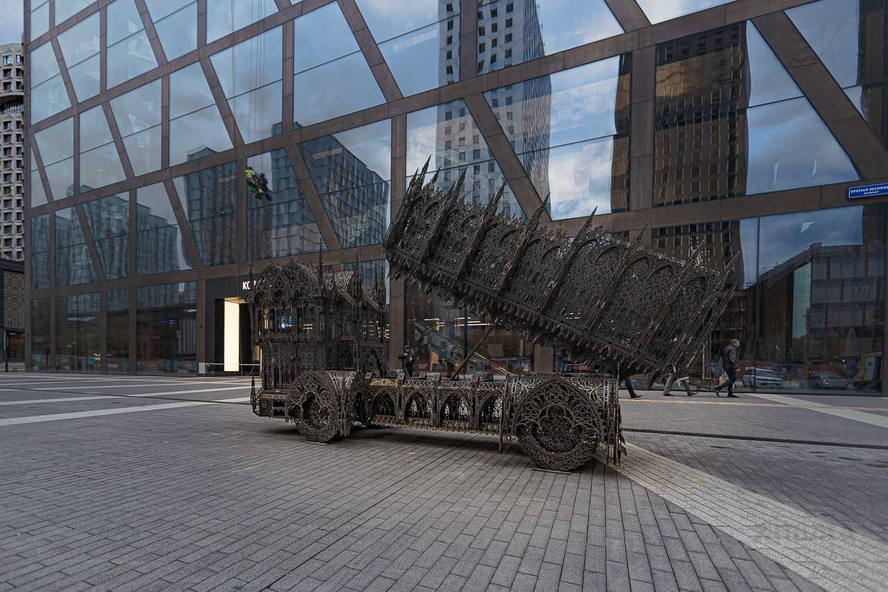 Готический самосвал